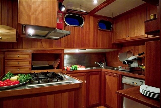 The 26m Yacht MONTECRISTO