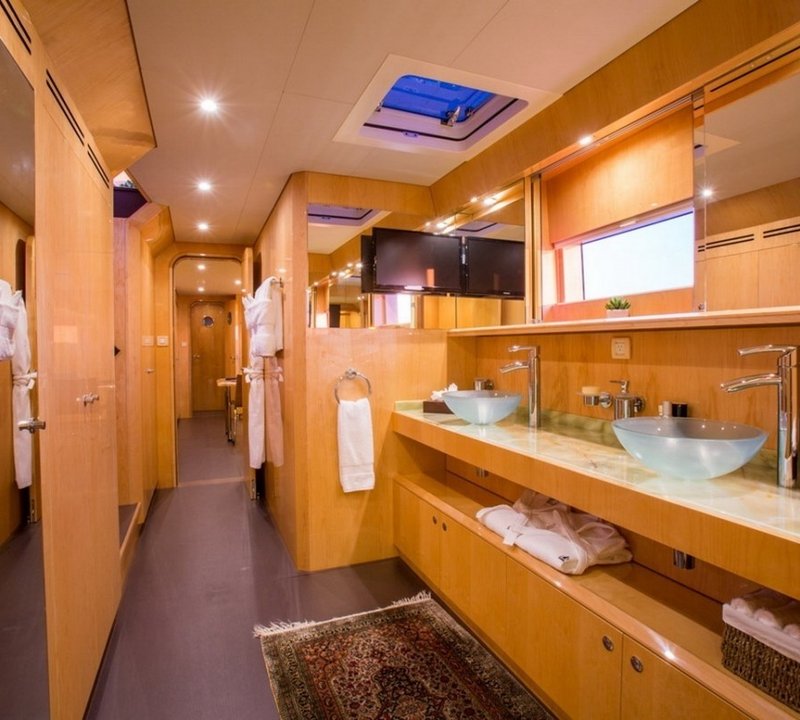 The 26m Yacht WINDQUEST