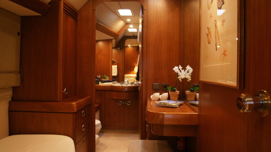 The 27m Yacht LETIZIA