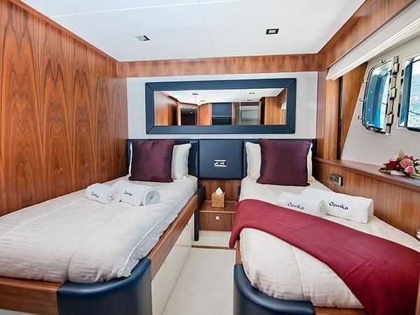 The 27m Yacht OOMKA