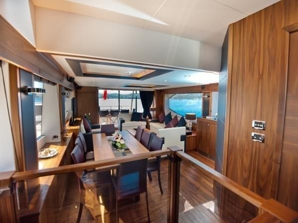 The 27m Yacht OOMKA