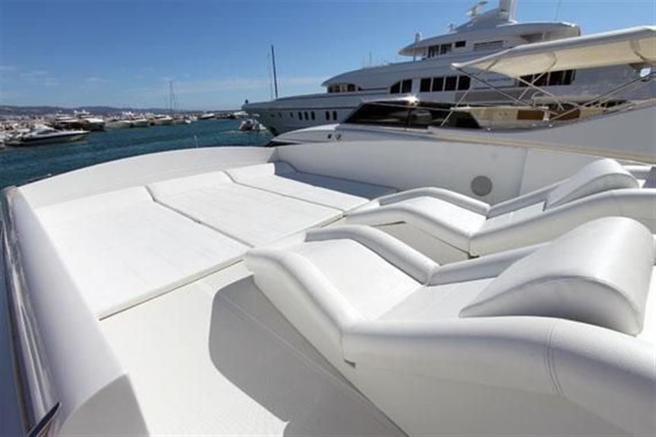 The 27m Yacht PETER K