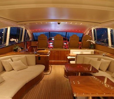 Inside On Board Yacht SERENITY ATLANTIC