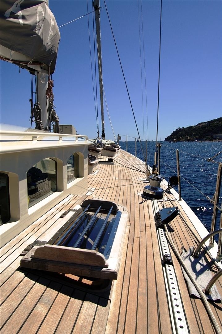 The 27m Yacht VINTAGE