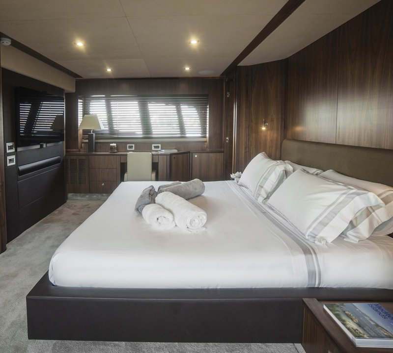 The 28m Yacht BLADE 6