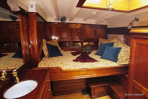 The 28m Yacht SINCERITY