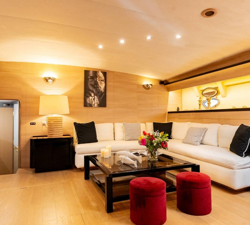 Lower Deck Salon