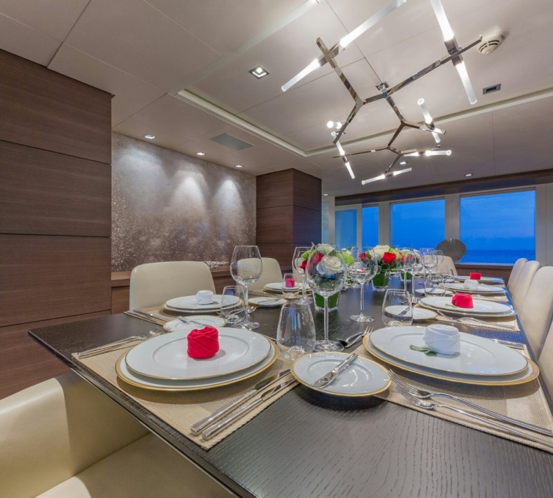 Main Salon Dining