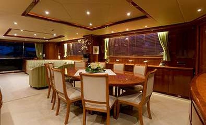 The 30m Yacht BOJANGLES
