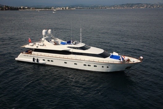 The 30m Yacht BOJANGLES