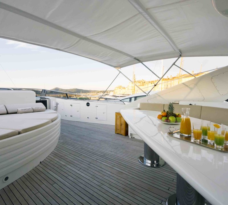 The 30m Yacht BOJANGLES