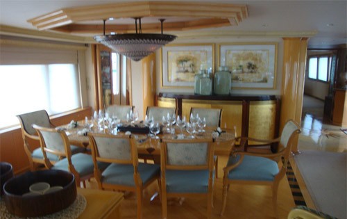 The 30m Yacht BY GRACE