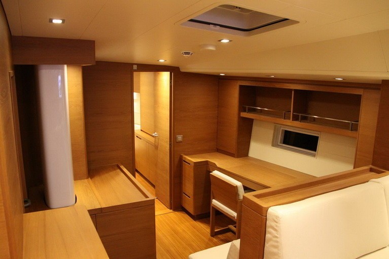 The 30m Yacht CAPE ARROW