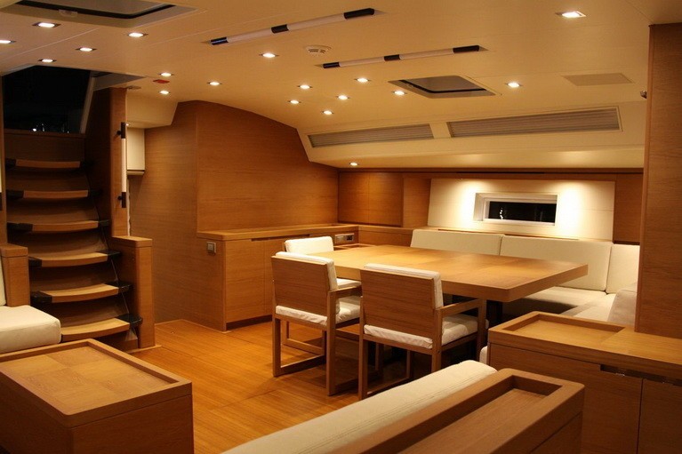 The 30m Yacht CAPE ARROW