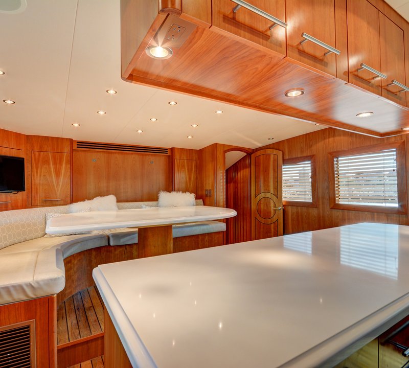The 30m Yacht CRESCENDO