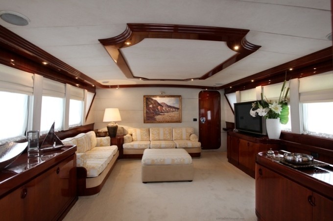 The 30m Yacht HATHOR