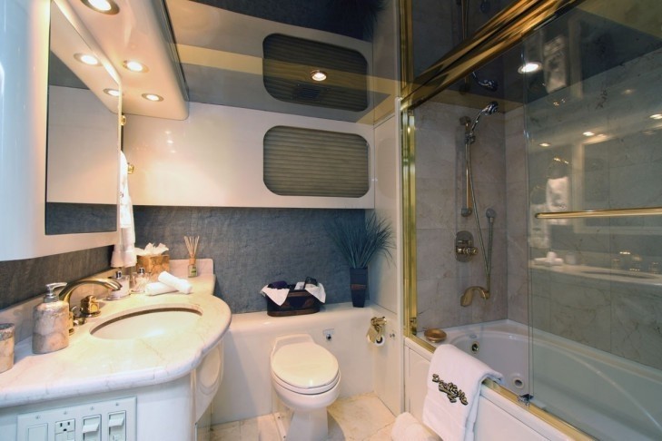 The 30m Yacht INSATIABLE