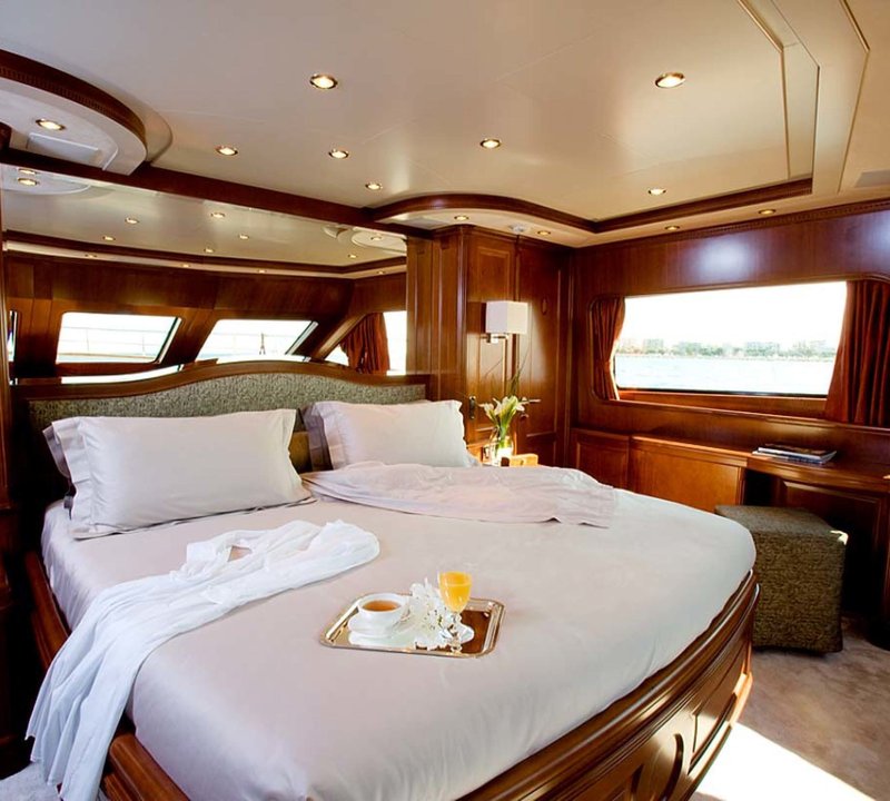 The 30m Yacht JAZZ