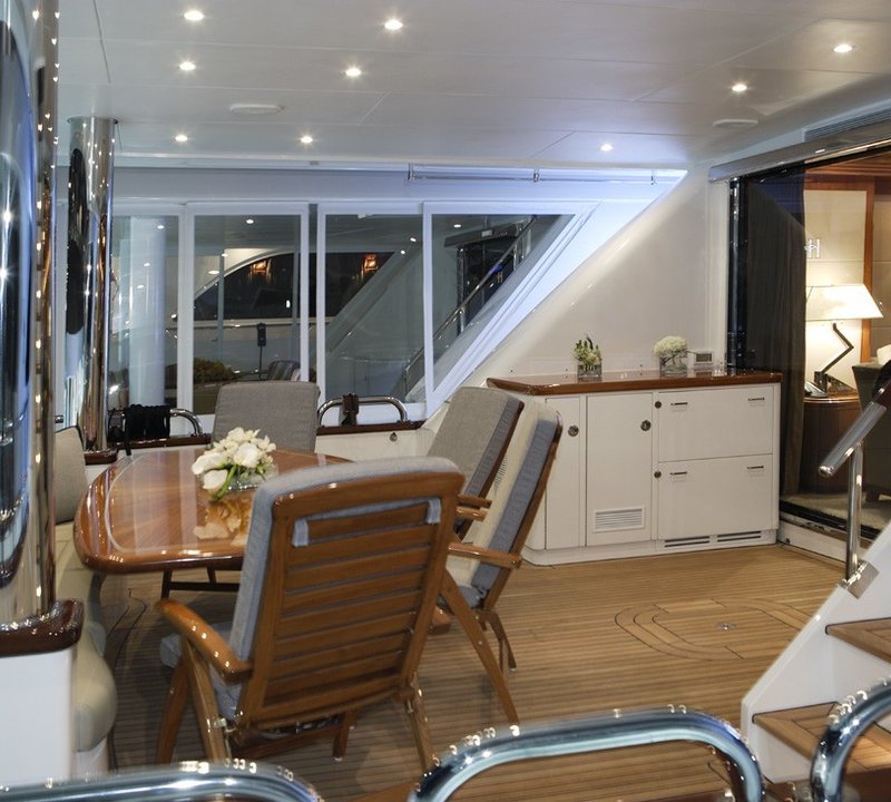 The 30m Yacht LA DOLCE VITA