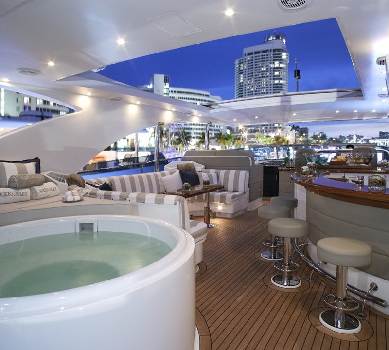 The 30m Yacht LA DOLCE VITA