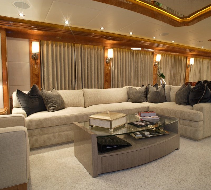 The 30m Yacht LA DOLCE VITA