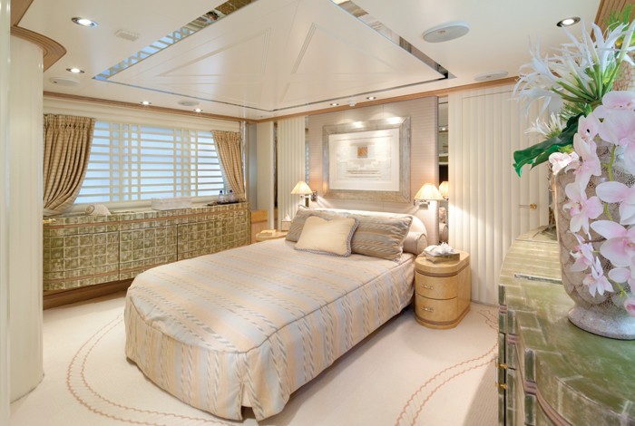 The 30m Yacht LA MASCARADE
