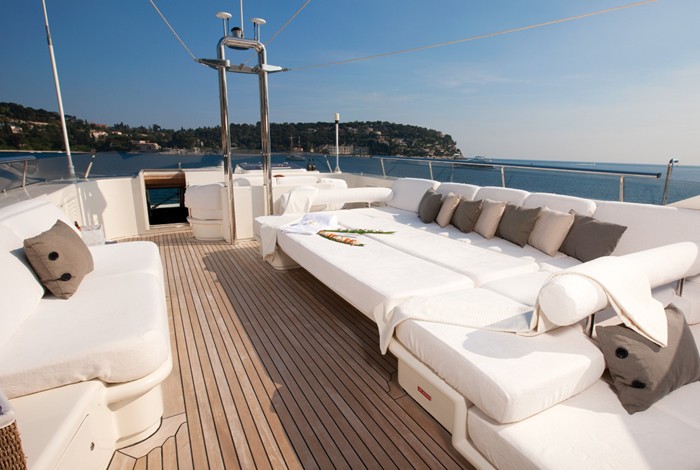 The 30m Yacht LA MASCARADE