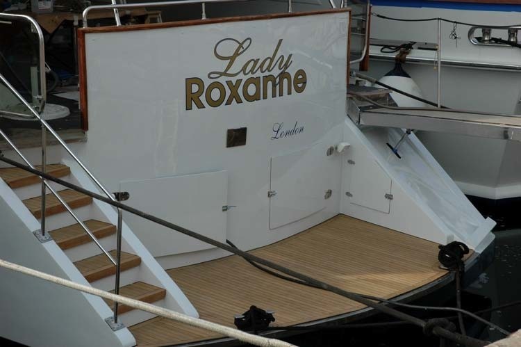 The 30m Yacht LADY ROXANNE