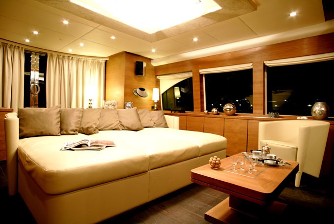 The 30m Yacht MAYAMA