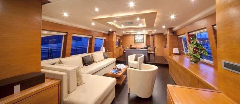 The 30m Yacht MAYAMA