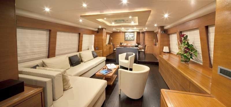 The 30m Yacht MAYAMA