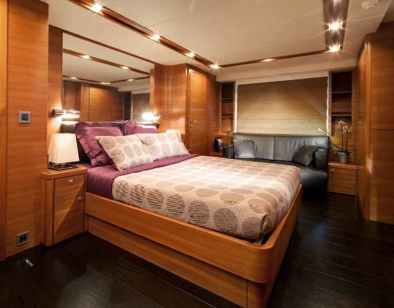 The 30m Yacht MAYAMA