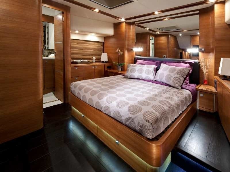 The 30m Yacht MAYAMA