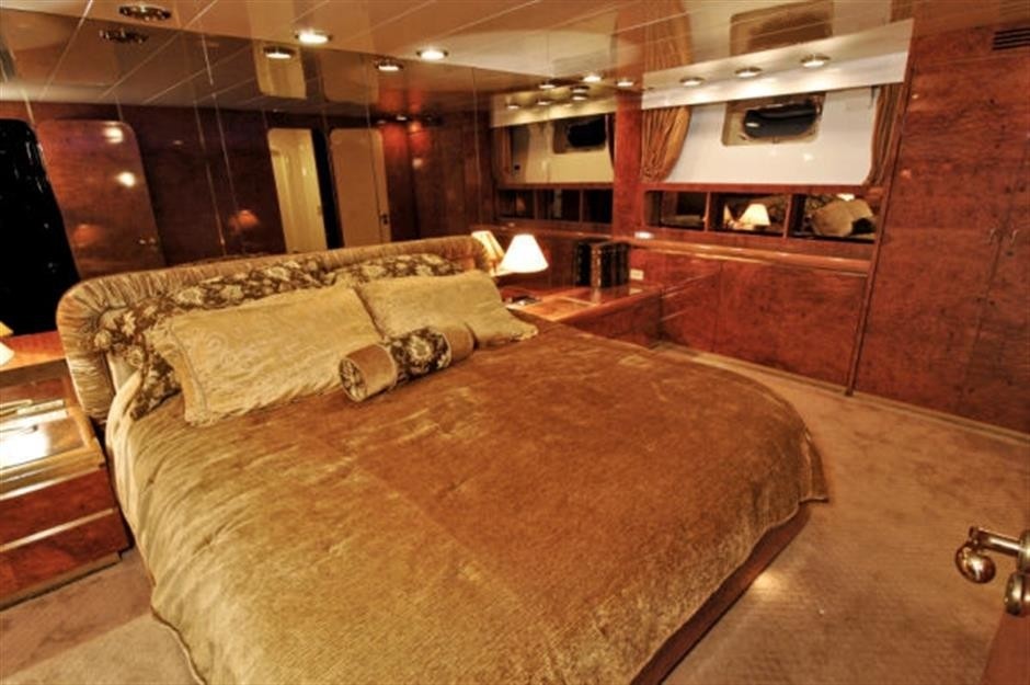 The 30m Yacht MERCEDES