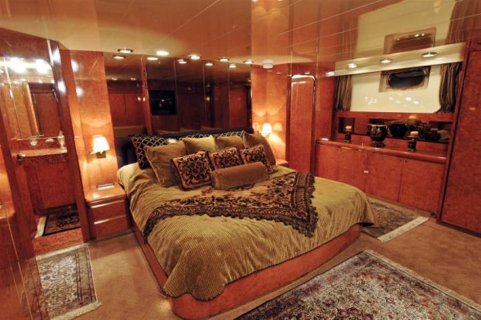 The 30m Yacht MERCEDES
