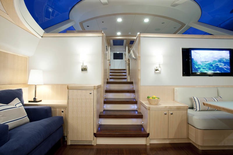 The 30m Yacht NOSTROMO