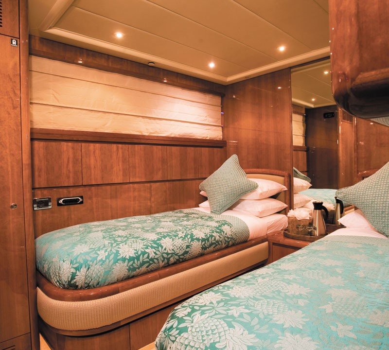 The 30m Yacht POWDERMONKEY OF LONDON