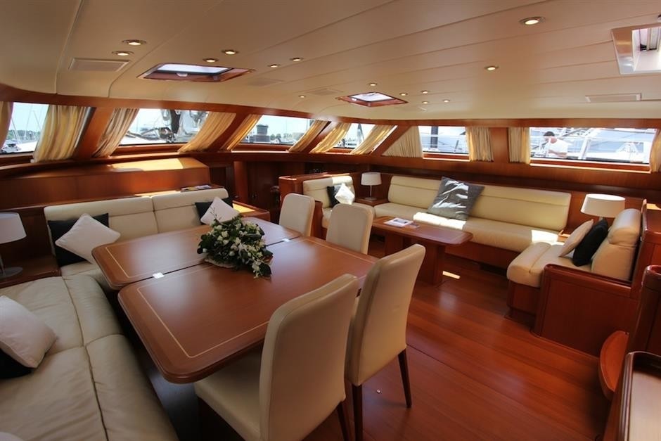 The 30m Yacht RAPTURE