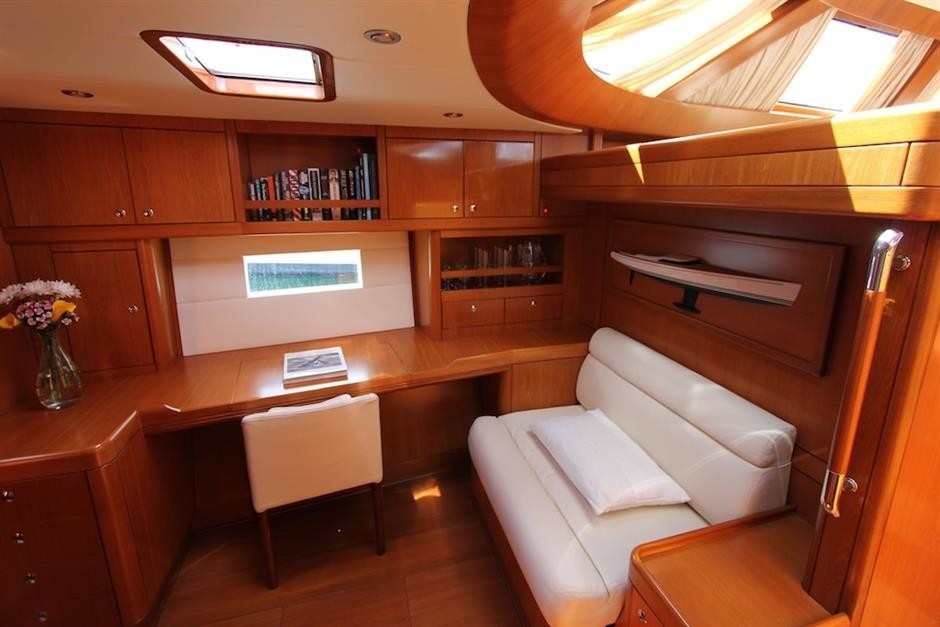 The 30m Yacht RAPTURE
