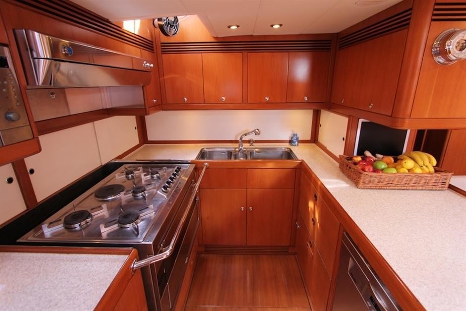 The 30m Yacht RAPTURE