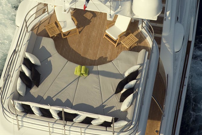 The 30m Yacht SALU