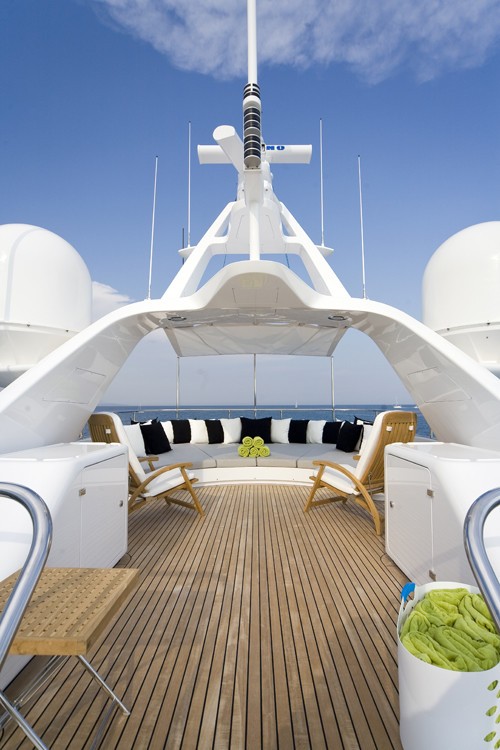 The 30m Yacht SALU