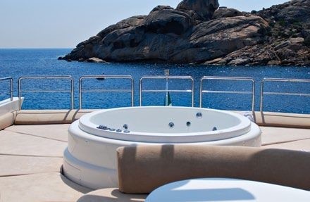 The 30m Yacht SEVEN