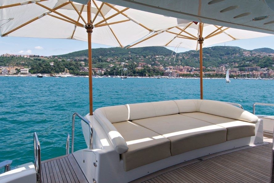 The 30m Yacht SEVEN