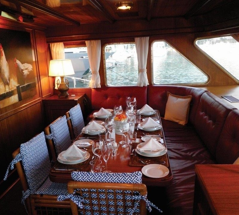 The 30m Yacht SPREZZATURA