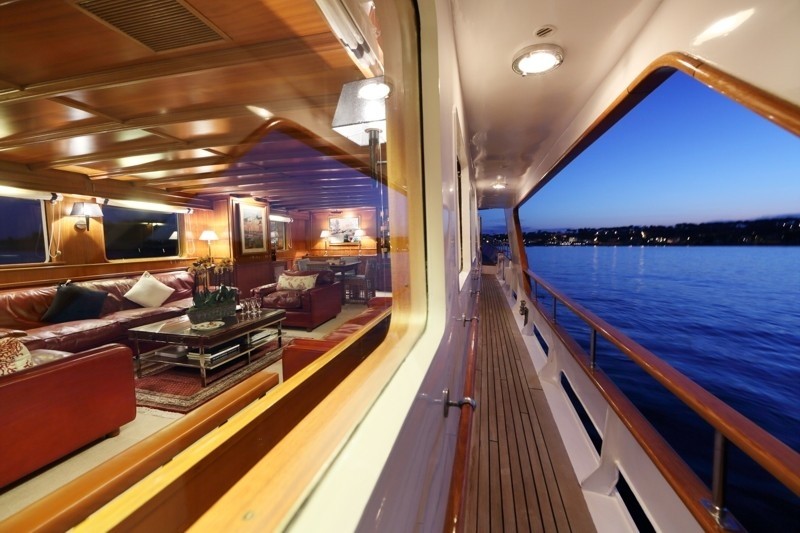 The 30m Yacht SPREZZATURA