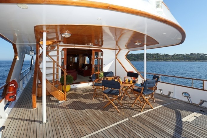 The 30m Yacht SPREZZATURA