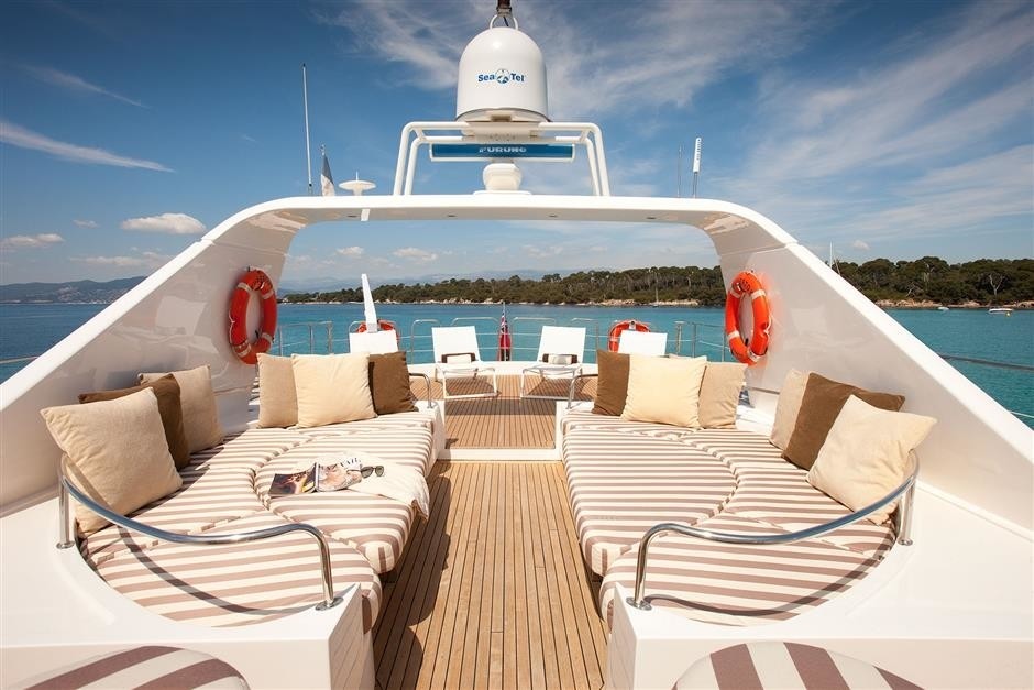 The 30m Yacht SUPERTOY