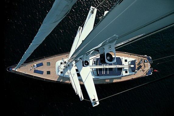 The 30m Yacht WAVELENGTH