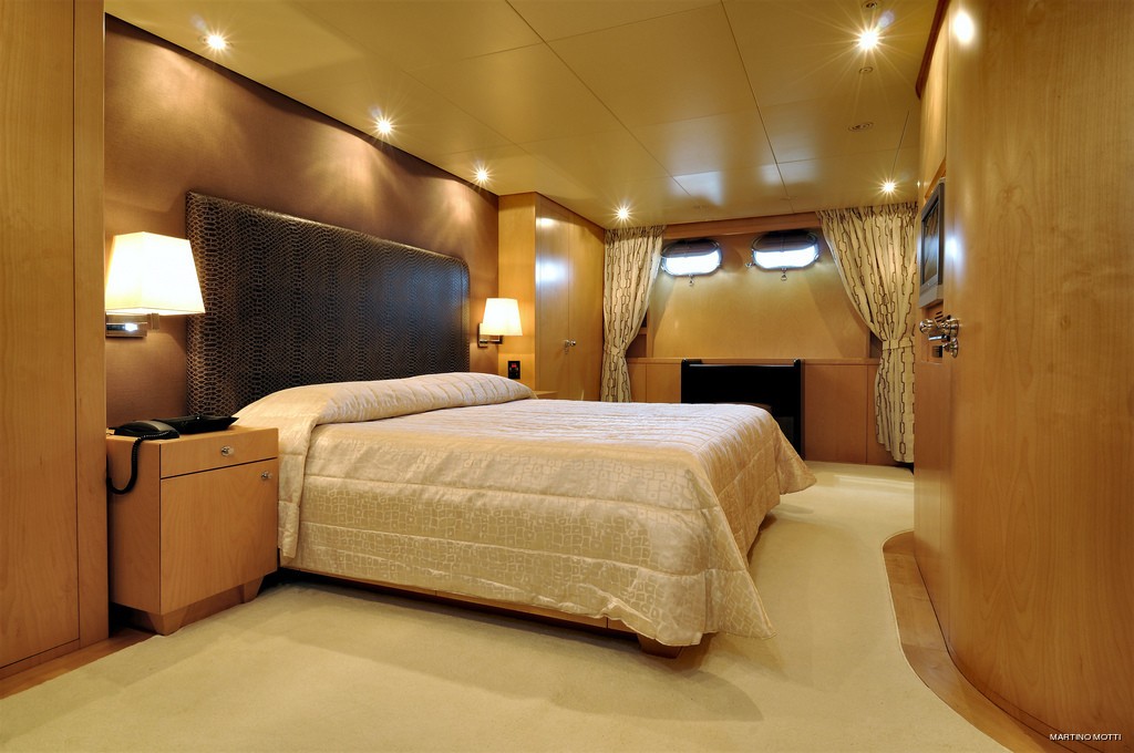 The 31m Yacht ARIA